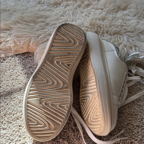 Steve Madden White Sneakers with Silver Details - Picture 4 of 4